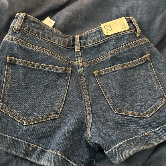 PacSun Blue Denim Women's Shorts Button Up, 5 Pockets NWT, FUN!! - Picture 7 of 8